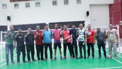 Dishub Padang Sabet Juara 1 Badminton pada HUT KORPRI ke-54