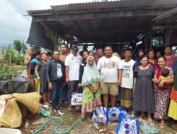 Peduli Korban Banjir Bandang, NasDem Situbondo Salurkan Ribuan Bantuan
